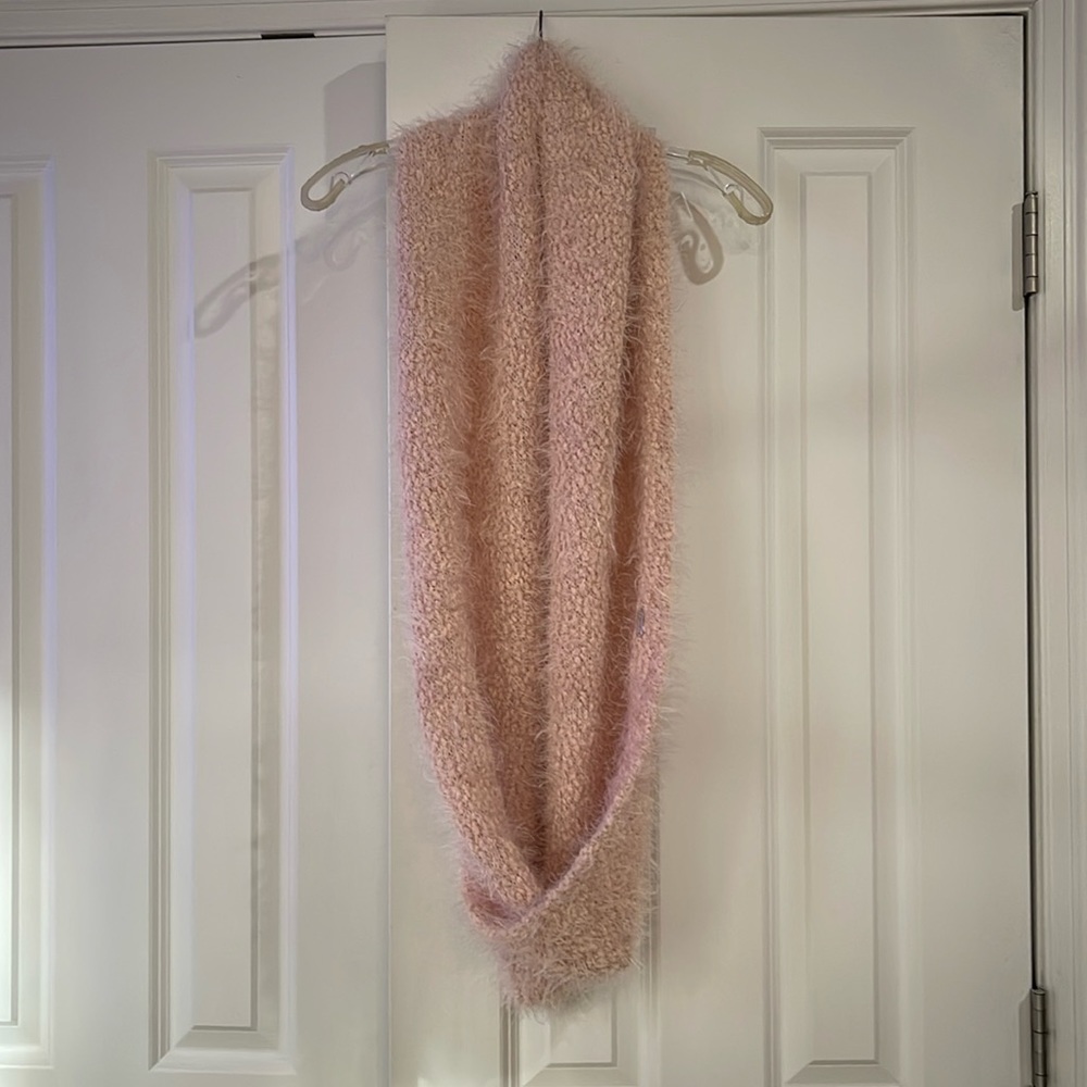 NWT, Calvin Klein, blush pink infinity scarf, super soft!